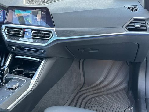 Used 2023 BMW M440i Coupe w/ Premium Package image 28