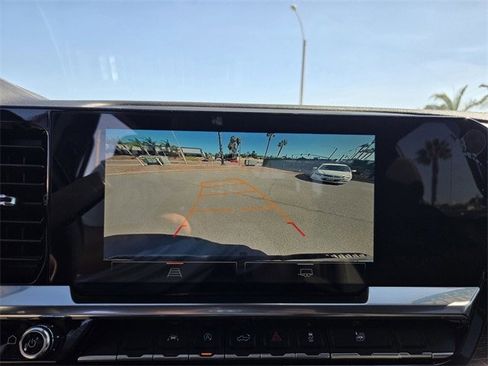 Used 2022 GMC Sierra 1500 Elevation image 11