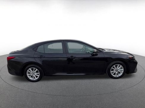 Used 2025 Toyota Camry LE image 16