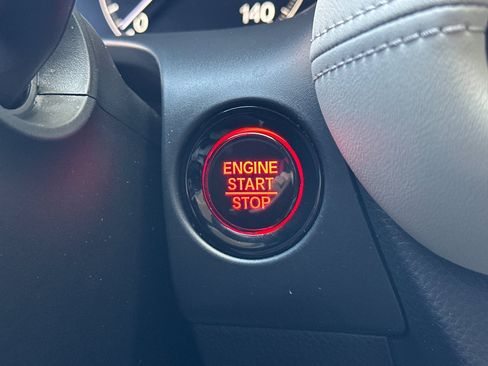 Used 2025 Honda HR-V LX image 21