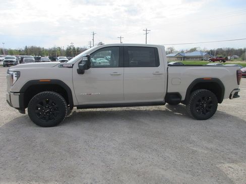 New 2026 GMC Sierra 2500 AT4 w/ AT4 Premium Plus Package image 10