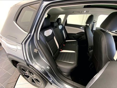 New 2026 Volkswagen Taos SEL AWD/4WD image 10