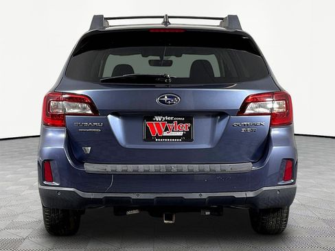 Used 2017 Subaru Outback 3.6R Limited AWD/4WD image 5
