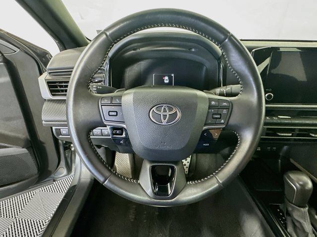 Certified 2025 Toyota Camry SE FWD image 13