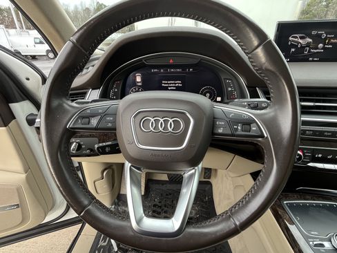 Used 2019 Audi Q7 3.0T Premium Plus w/ Premium Plus Package image 18