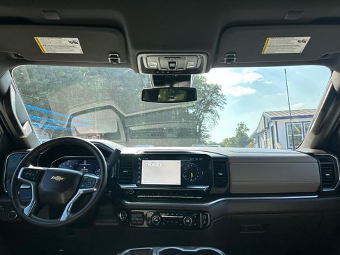 Used 2024 Chevrolet Silverado 2500 LT w/ All Star Edition AWD/4WD image 10