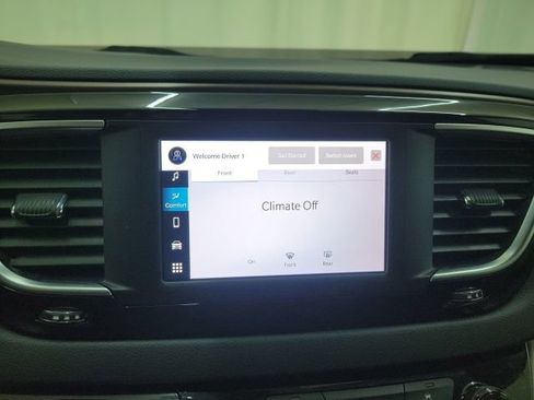 Used 2023 Chrysler Voyager LX FWD image 25