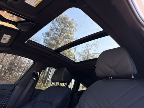 Used 2026 BMW X6 M60i image 14