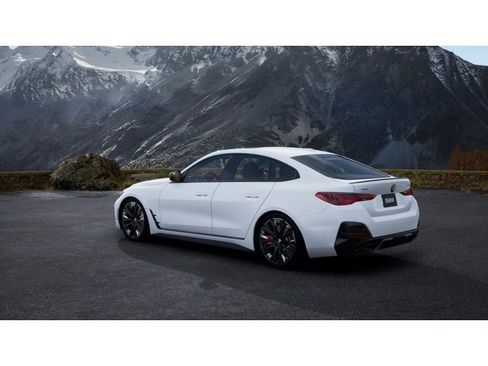New 2026 BMW 440i xDrive M440i xDrive image 2