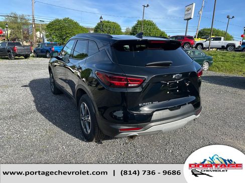 Used 2023 Chevrolet Blazer LT w/ Convenience Package AWD/4WD image 3