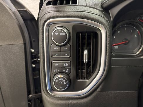 Used 2020 Chevrolet Silverado 3500 LTZ w/ LTZ Plus Package AWD/4WD image 25