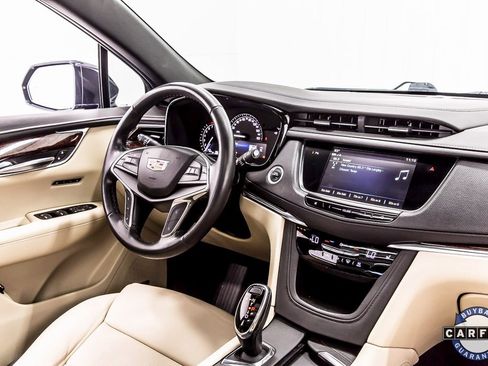 Used 2019 Cadillac XT5 Luxury image 20