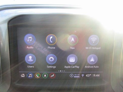 Used 2021 Chevrolet Silverado 1500 LTZ w/ Technology Package AWD/4WD image 14