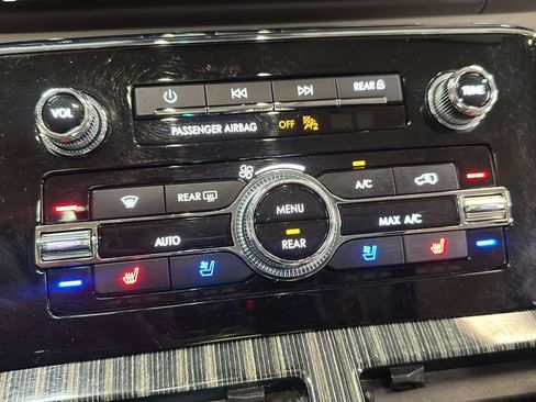 Used 2023 Lincoln Navigator Black Label AWD/4WD image 23