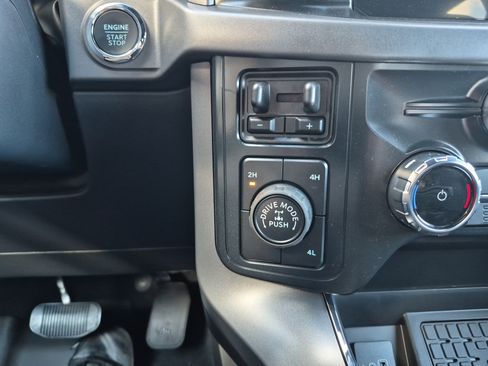 New 2025 Ford F150 XLT w/ Equipment Group 302A MID image 33