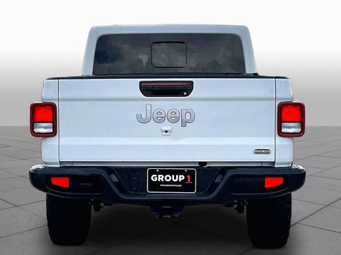 Used 2023 Jeep Gladiator Overland w/ Popular Equipment Package AWD/4WD image 5