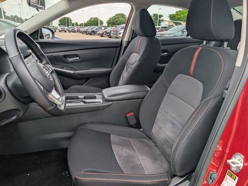 Certified 2023 Nissan Sentra SR FWD image 24