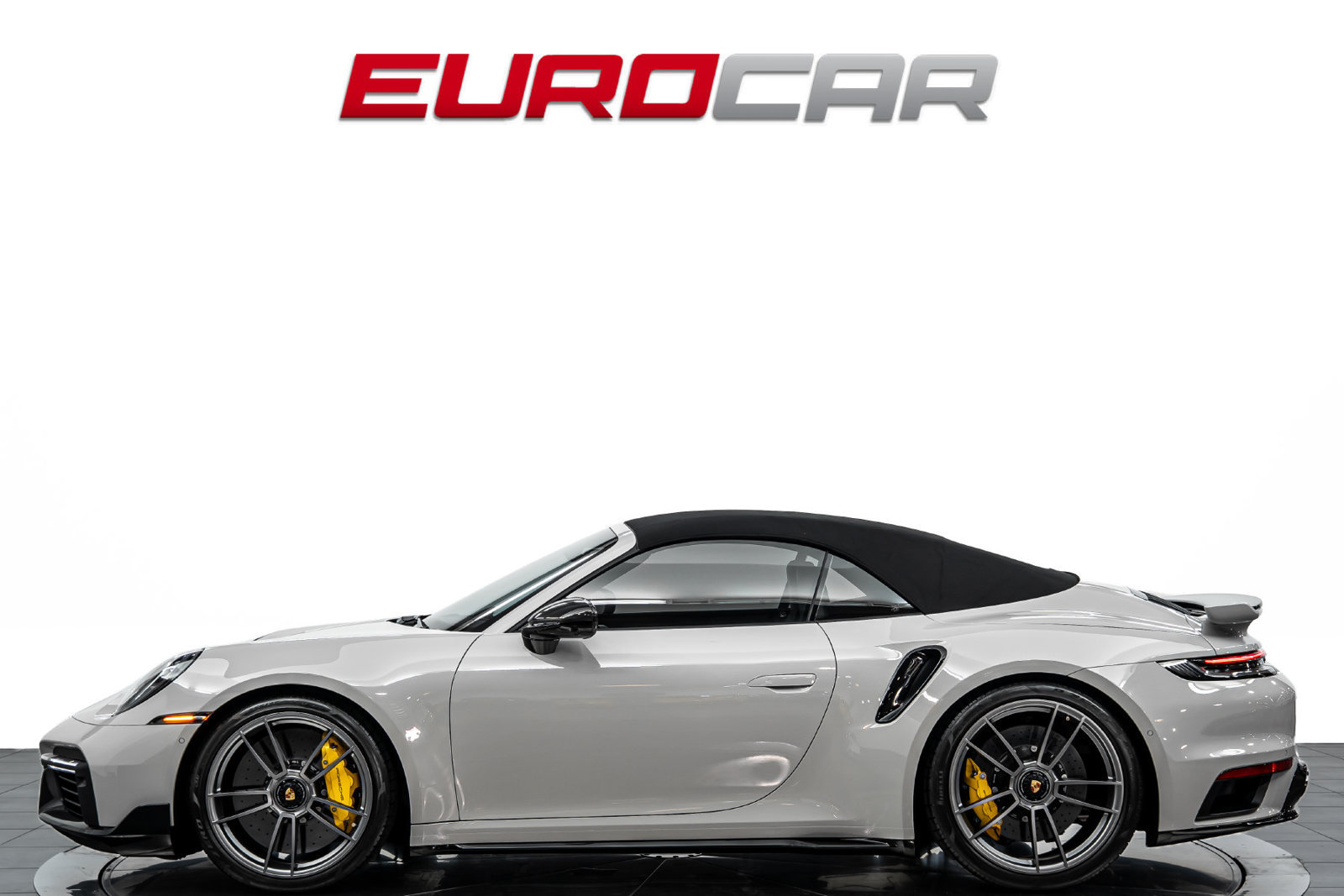 Used 2023 Porsche 911 Turbo AWD/4WD image 3