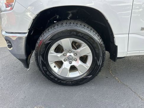 Used 2019 RAM 1500 Big Horn image 10