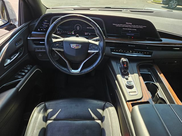 Used 2023 Cadillac Escalade Premium Luxury AWD/4WD image 12