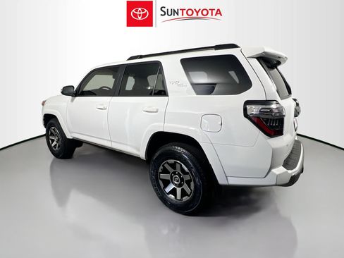 Used 2024 Toyota 4Runner TRD Off-Road Premium w/ Moonroof Package AWD/4WD image 6