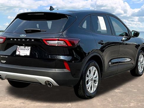 Certified 2025 Ford Escape Active FWD image 8