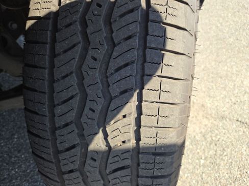 Used 2022 Toyota Tundra SR5 w/ Convenience Package image 12