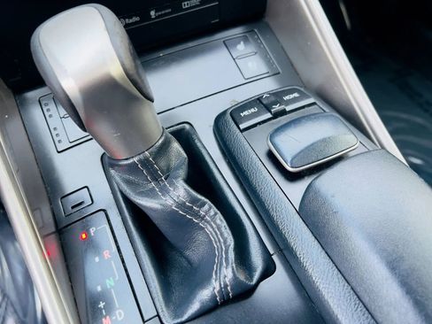 Used 2014 Lexus IS 350 AWD w/ Luxury Package w/Gray Wood image 31