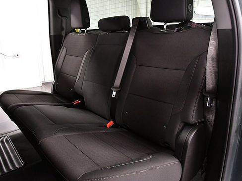 Used 2025 Chevrolet Silverado 1500 LT image 29