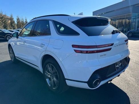 Certified 2025 Genesis GV70 3.5T Sport image 5