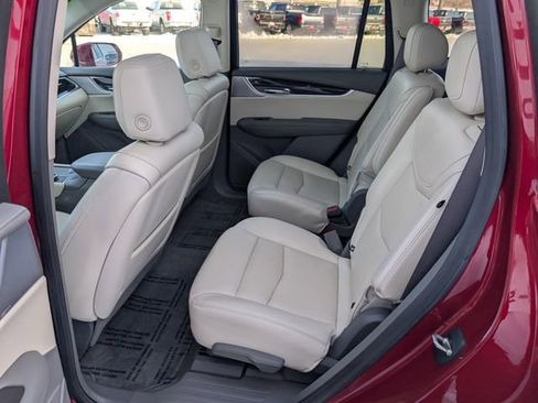 Used 2020 Cadillac XT6 Premium Luxury image 21