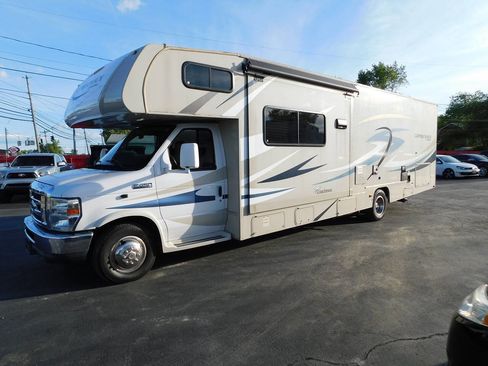 Used 2015 Ford E-450 and Econoline 450 Super Duty w/ Motorhome Prep Package RWD image 56