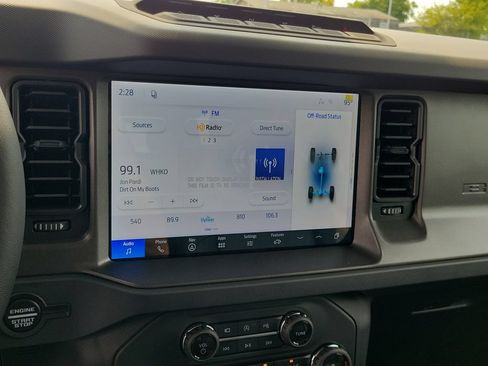 New 2026 Ford Bronco Badlands AWD/4WD image 27