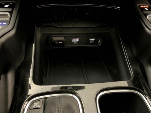 Used 2023 Kia Telluride SX Prestige X-Pro AWD/4WD image 16