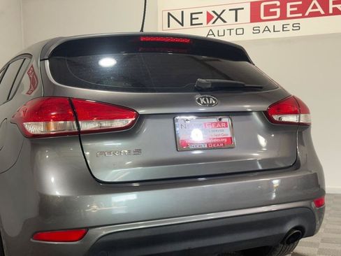 Used 2016 Kia Forte LX FWD image 28