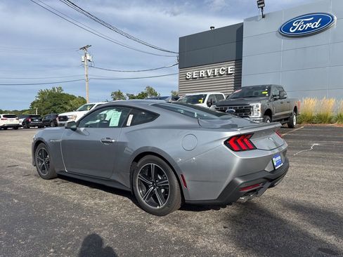 New 2025 Ford Mustang Premium image 9