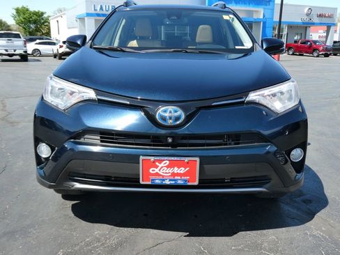 Used 2018 Toyota RAV4 Limited w/ Advanced Technology Package AWD/4WD image 10