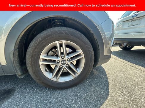 Used 2018 Hyundai Santa Fe Sport w/ 2.4L Value Package 02 AWD/4WD image 3