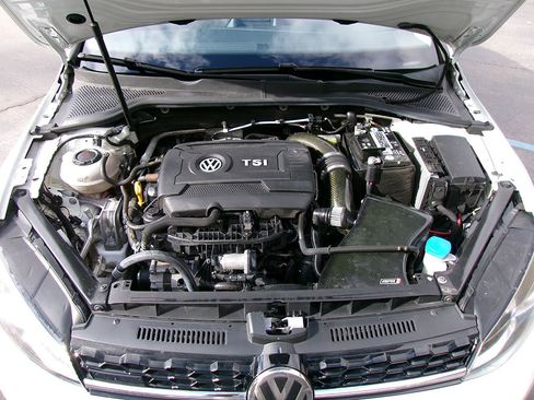 Used 2019 Volkswagen Golf Alltrack S image 12