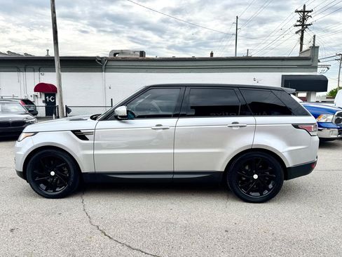 Used 2015 Land Rover Range Rover Sport SE image 7