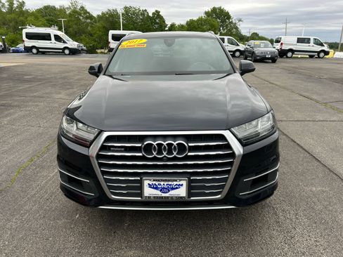 Used 2017 Audi Q7 3.0T Prestige AWD/4WD image 2