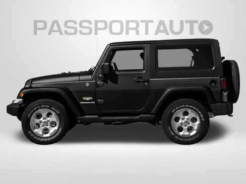 Used 2015 Jeep Wrangler Sahara w/ Connectivity Group AWD/4WD image 4