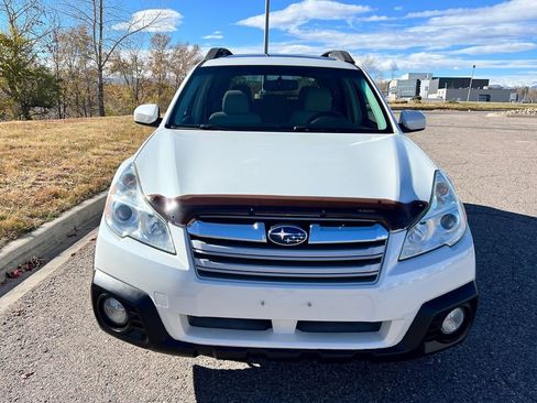 Used 2013 Subaru Outback 2.5i Premium image 9