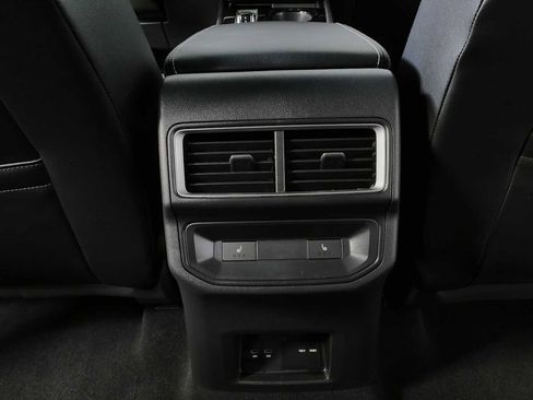 Certified 2024 Volkswagen Atlas Cross Sport SEL R-Line AWD/4WD image 24
