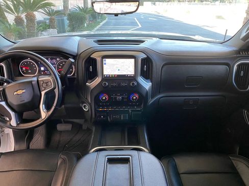 Used 2019 Chevrolet Silverado 1500 LTZ w/ LTZ Premium Package image 24