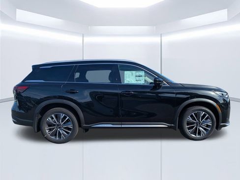 New 2026 INFINITI QX60 Luxe w/ Family Package AWD/4WD image 3