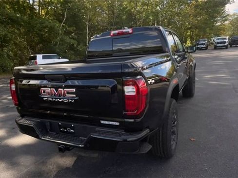 New 2026 GMC Canyon Elevation w/ Convenience Package image 8