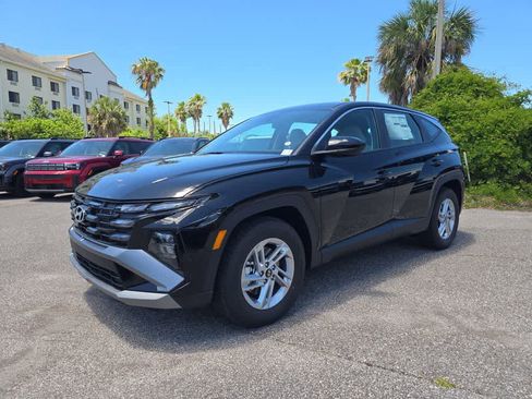 New 2026 Hyundai Tucson SE FWD image 2