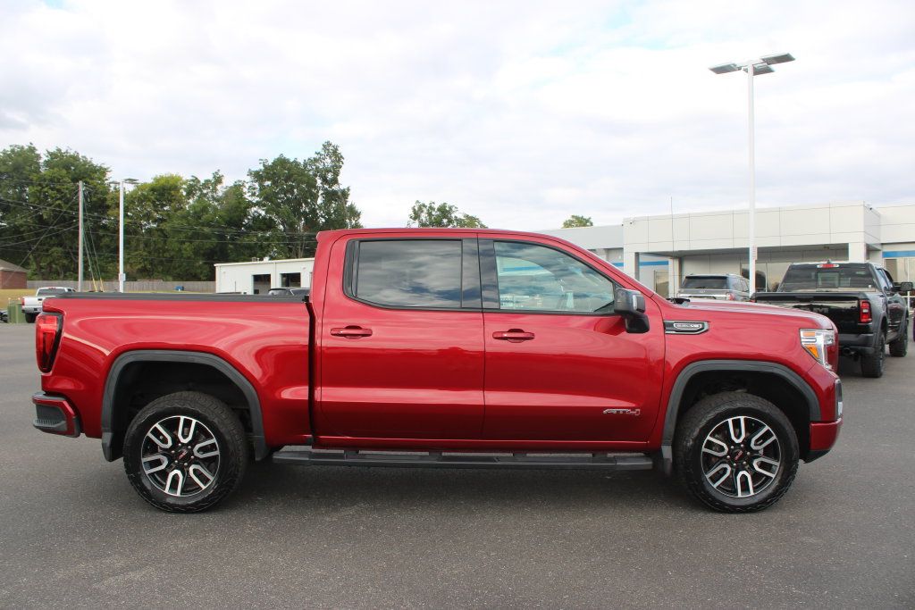 Used 2021 GMC Sierra 1500 AT4 w/ AT4 Preferred Package AWD/4WD image 11