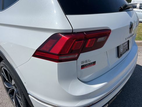Used 2024 Volkswagen Tiguan SEL R-Line image 12